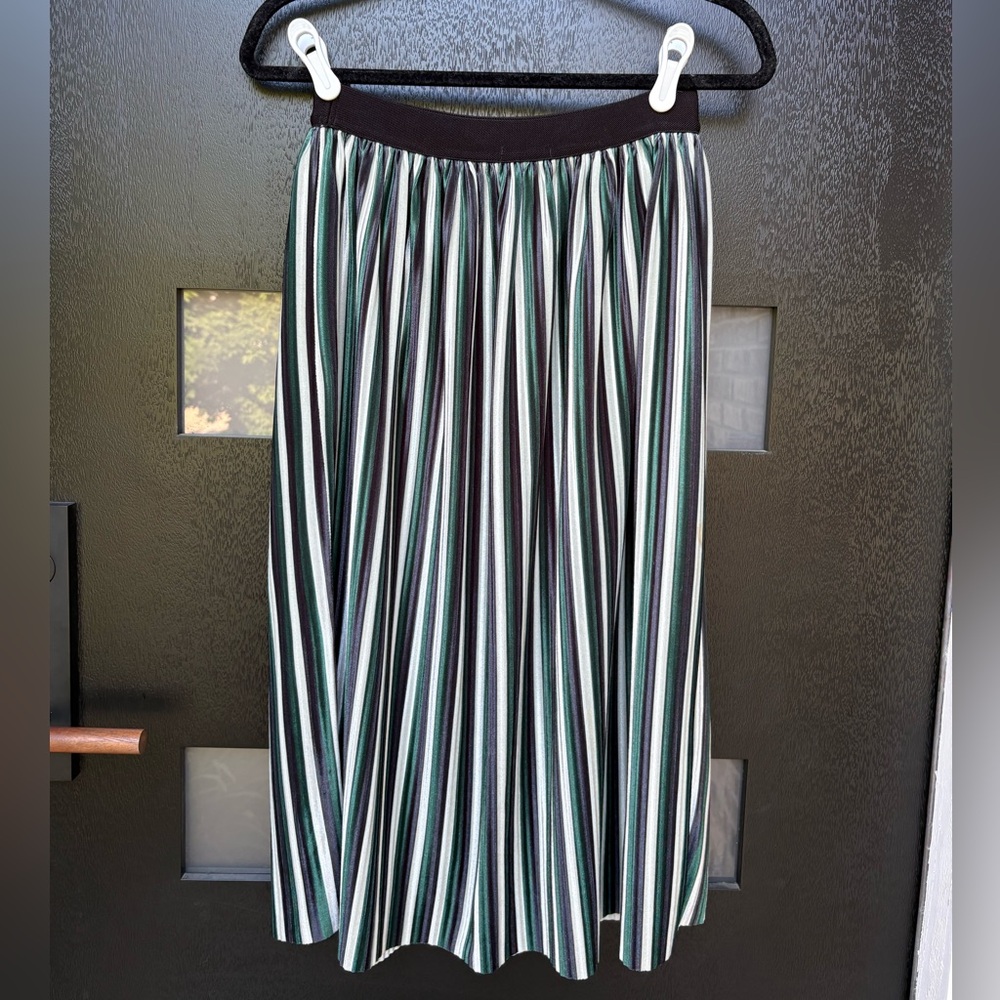Zara micro-pleated velvet midi skirt XS